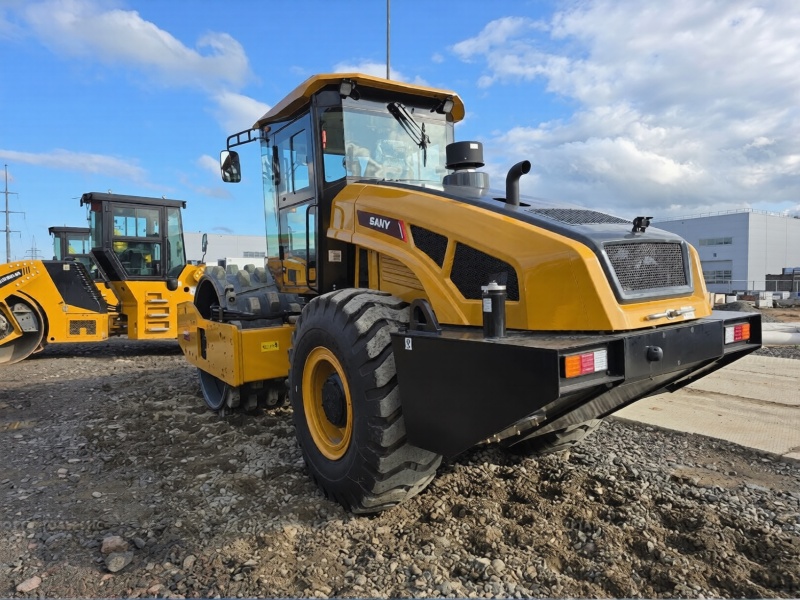 Грунтовый каток SANY SSR160C-10S