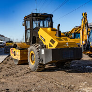 Грунтовый каток SANY SSR140C-8