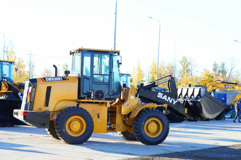 Фронтальный погрузчик SANY SW936K1