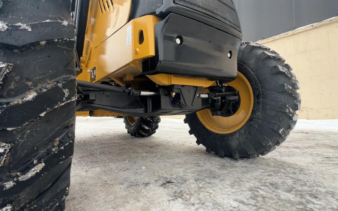 Экскаваторы-погрузчики Shanmon 388H Elite (Carraro)