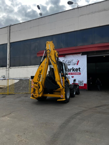 Экскаватор-погрузчик GEHL GBL-X-920