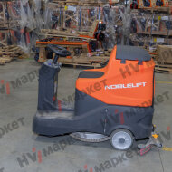 Поломойки с местом оператора Noblelift Поломоечная машина NR530, объем бака для чистой воды 70 л, площадь уборки макс 3100 м2, время работы 4 ч.