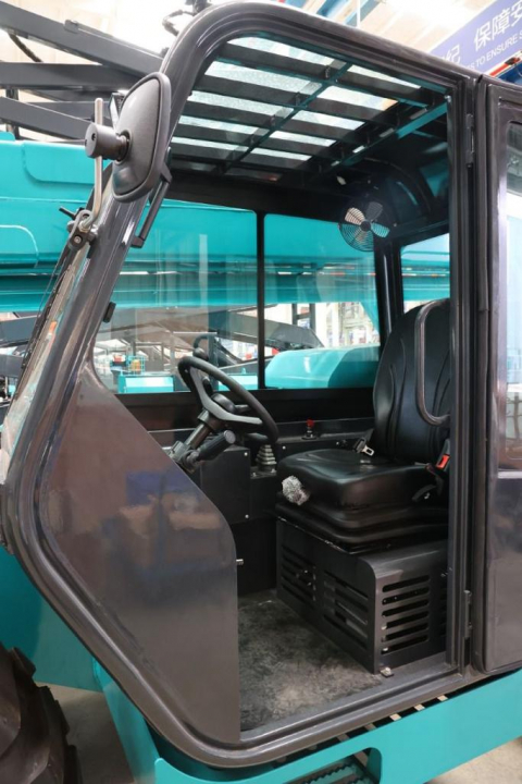 Телескопический погрузчик Sunward SWTH2710