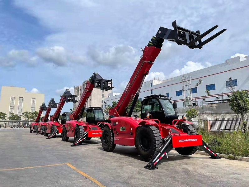 Телескопический погрузчик Socma HNT4015, двигатель Cummins QSB4.5-C160-30, грузоподъемность 4000 кг