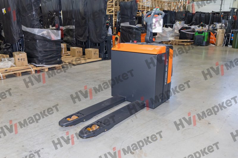 Самоходная тележка Noblelift PTE20-C, грузоподъемность 2000 кг, тип питания АКБ